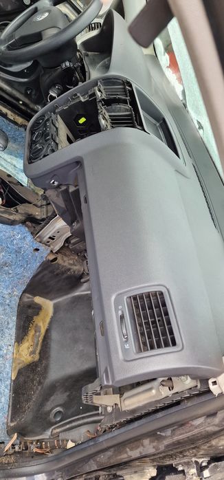 Plansa bord vw golf 5