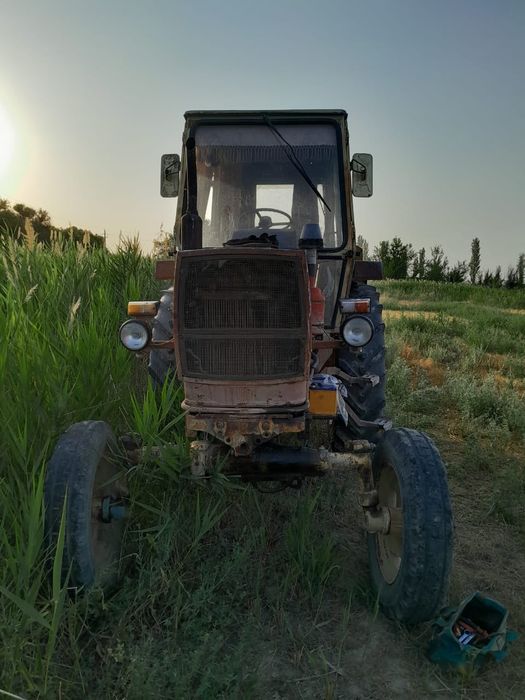 ЮМЗ-сатылады. МоторыМТЗ-80.