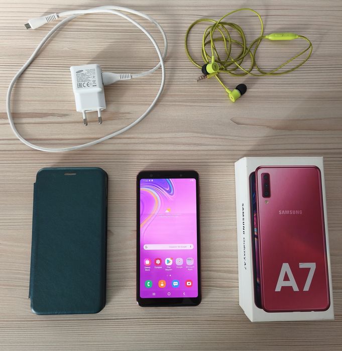 Продам Смартфон Samsung Galaxy A7 64Gb