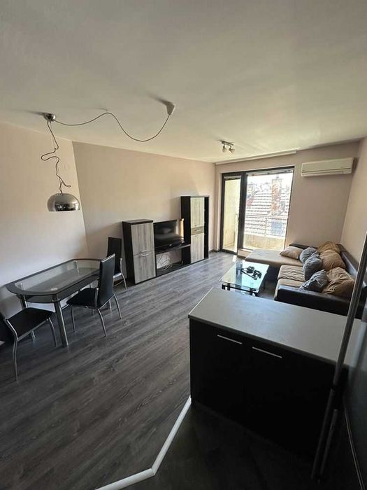 Дава се под наем Двустаен апартамент в Пазарджик, Център - 74 кв.м за 75000 € - Снимка #7