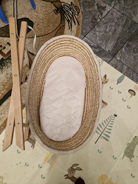 Cos bebeluși impletit manual/pat bebelusi