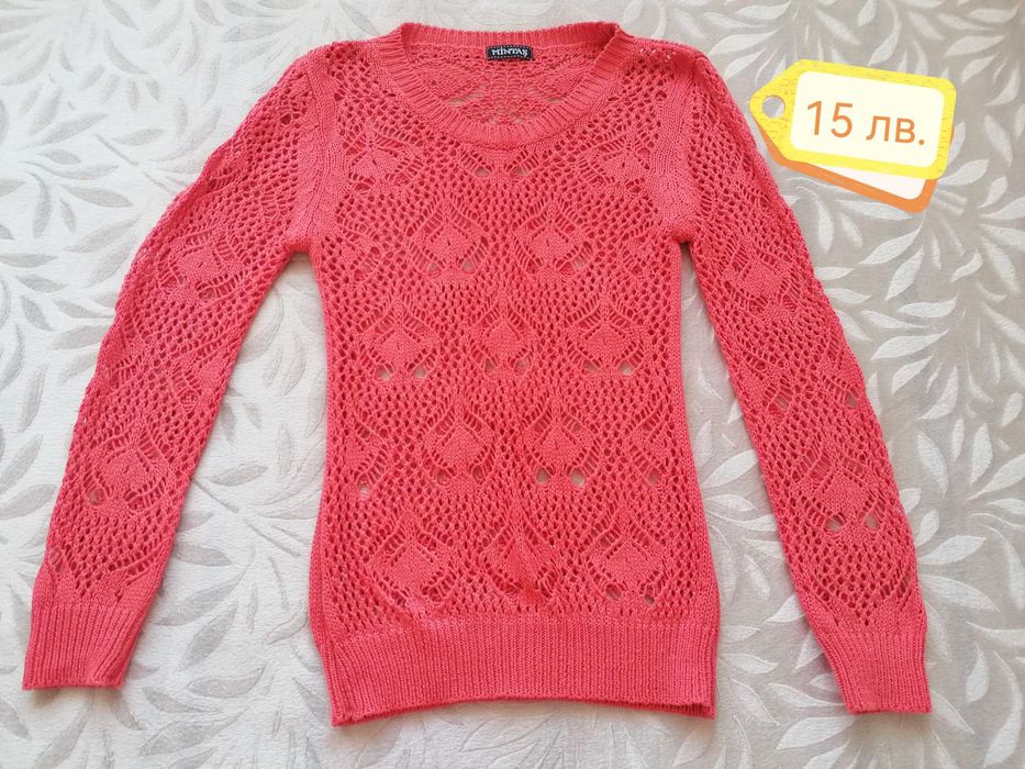 Зимни пуловери и блузи S и М