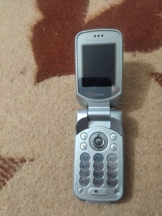 Сони Ериксон  продам