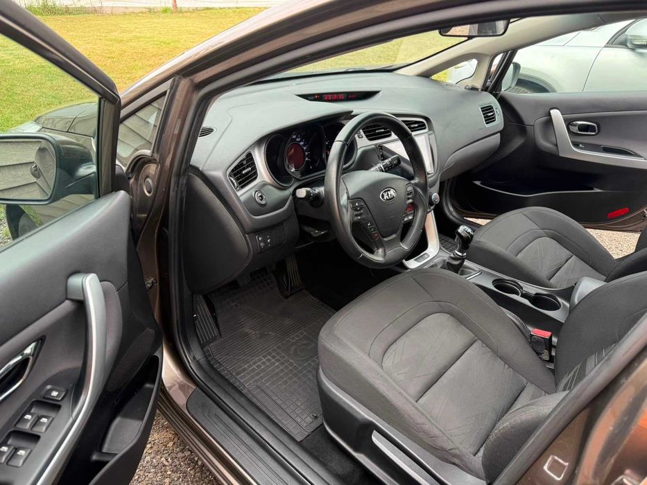 KIA Ceed 2015 — imagine 5