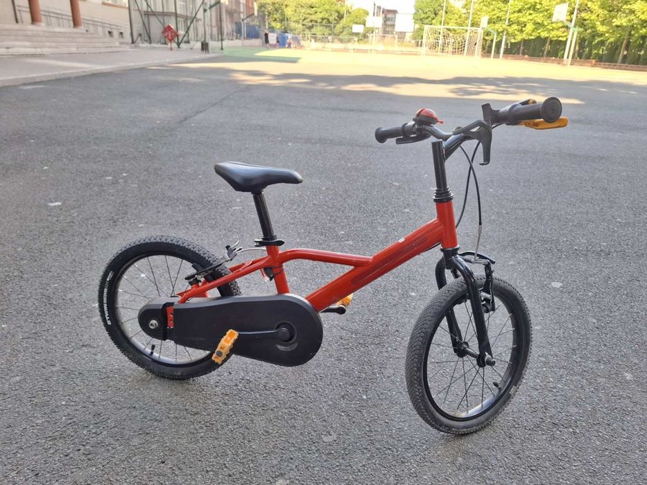 Детски Велосипед колело Btwin discover lights 16 много запазен