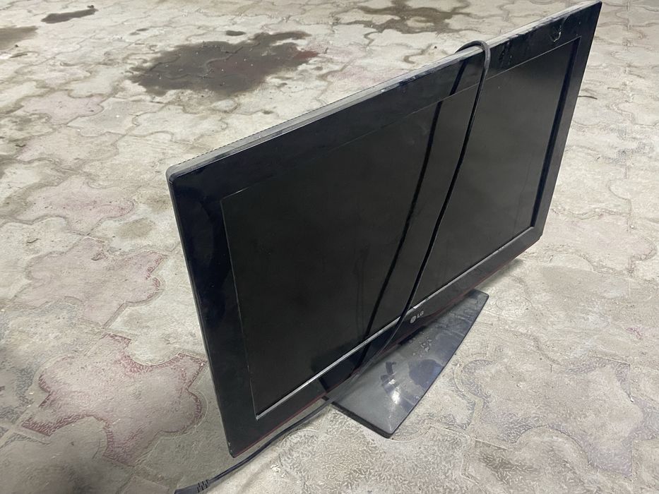 Телевизор LG хорошим состаяние