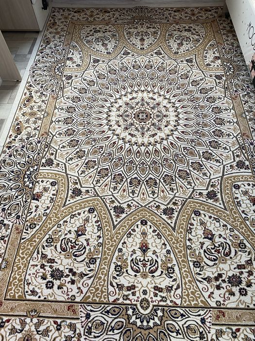 Продам ковры.