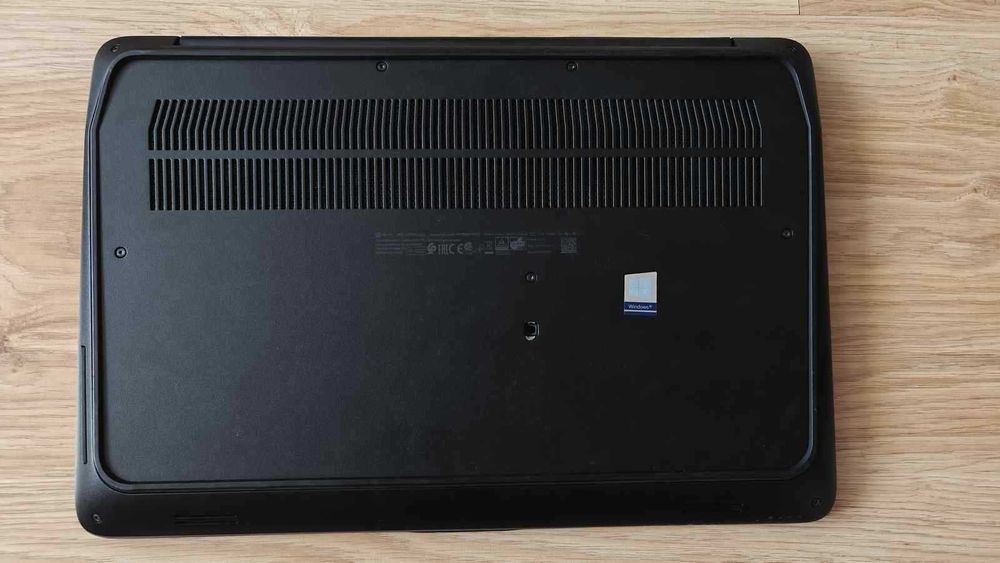 Laptop HP ZBook 15 G3 i7-6820HQ SSD 512 GB, Ram 16GB Video M2200 15.6"