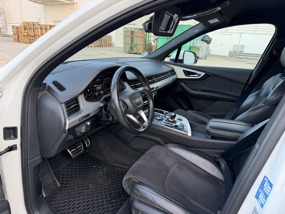 AUDI Q7 0 — imagine 5