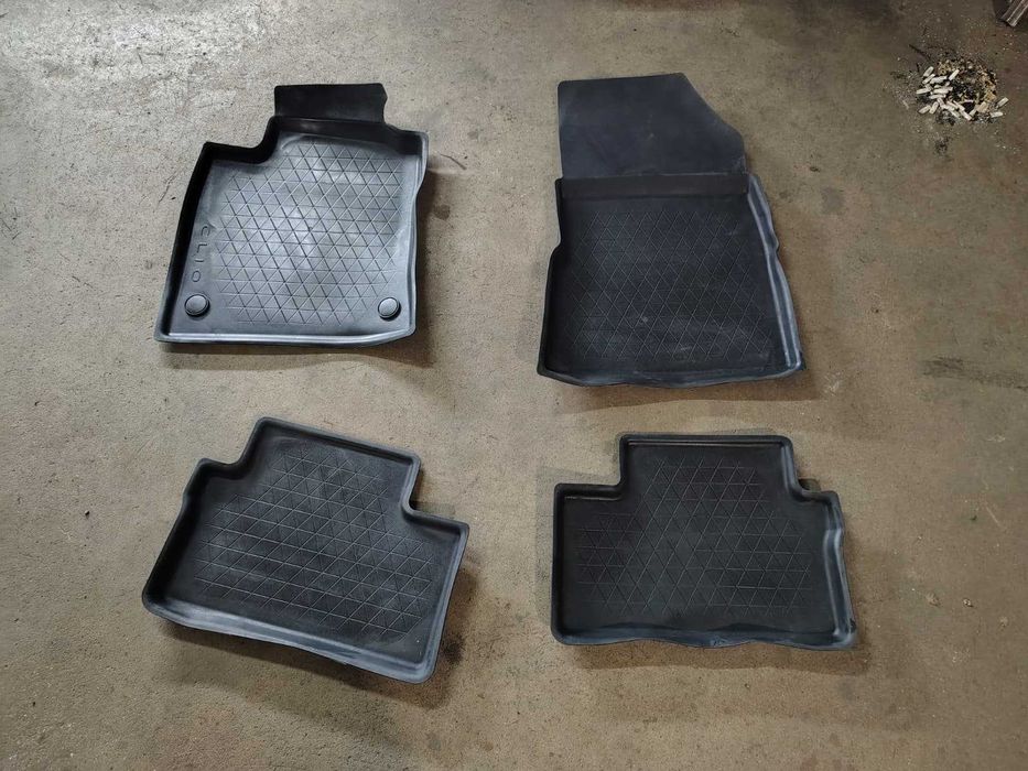 Covorase/Presuri cauciuc Renault Clio 5 originale