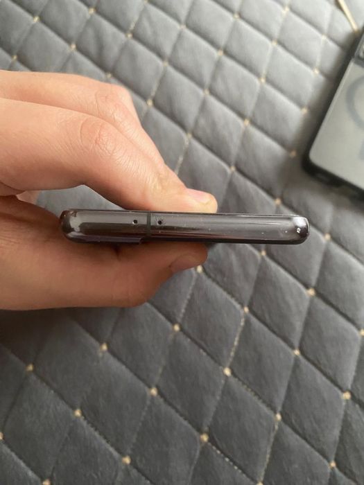 обменяю Samsung S21 5g