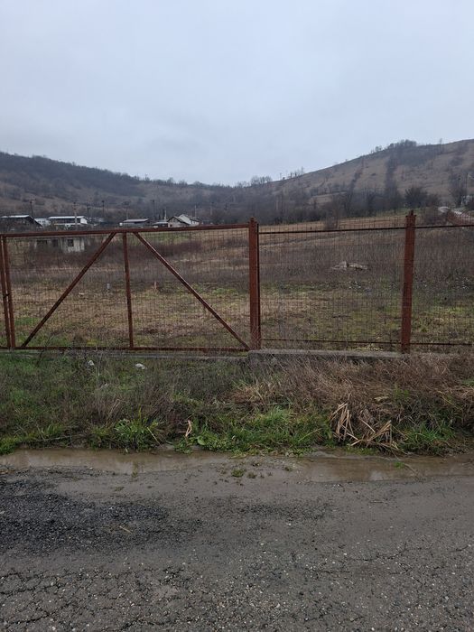 Vand teren intravilan