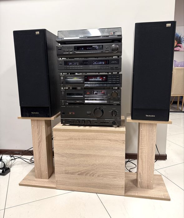 Система TECHNICS - усилвател, сд, дек, тунер, еквалайзер, грамофон