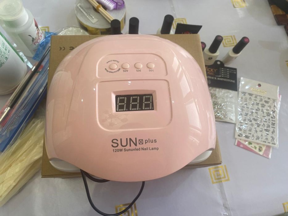 Продам лампу для маникюра 120 Ватт