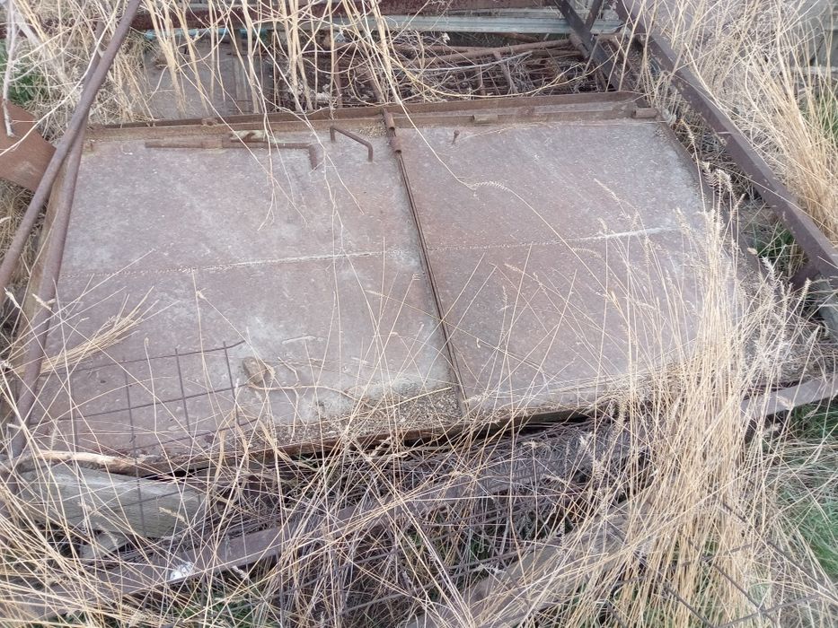 Срочно! Продам гаражные ворота