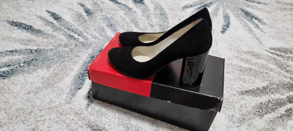 Pantofi  piele naturala 38-39