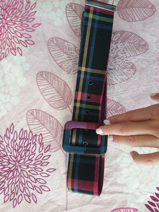 Сукман пола каре черна пола къса