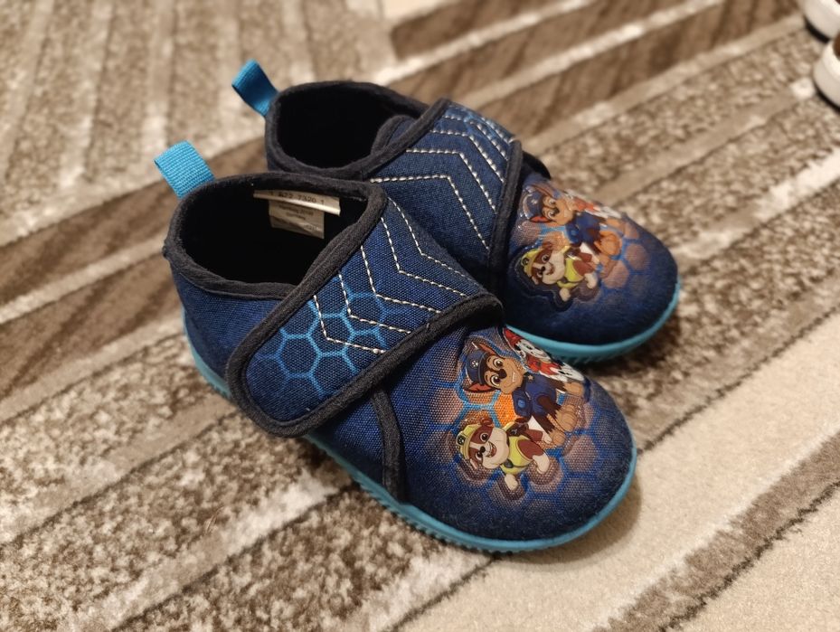 Детски обувки р-р 25