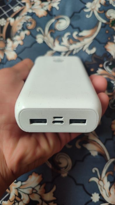 PowerBank 20000 Tali Xitoyniki 3 marta toʻldiradi telefonlarni