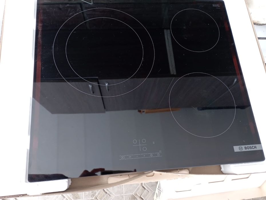 Продам варочную панель BOSCH