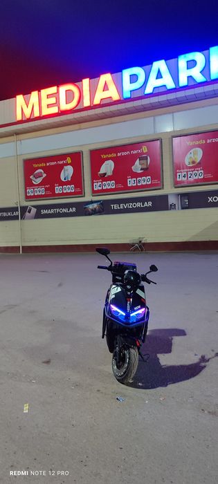 Skuter 700 $ sastenasi yaxshi