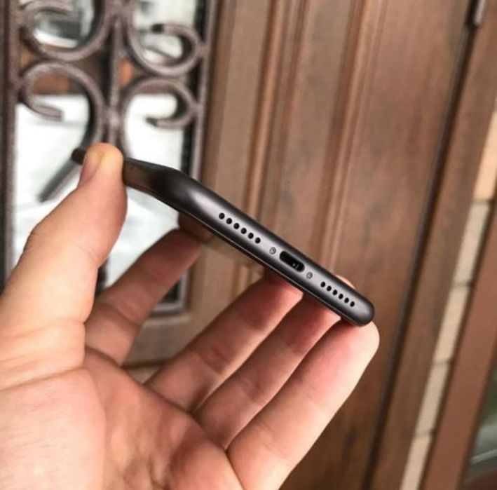 Iphone 11 sotiladi Xolati ideal 80 yomkist garantiya beriladi