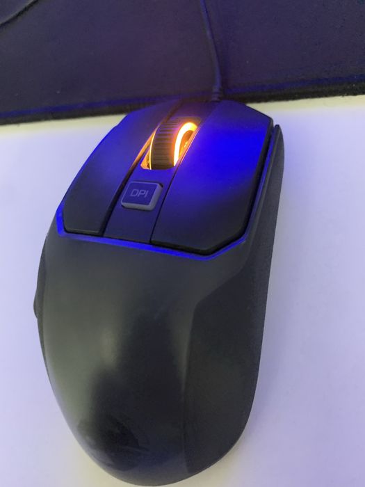 Roccat kain 100 Б/у