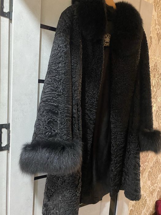 Каракулевая шуба