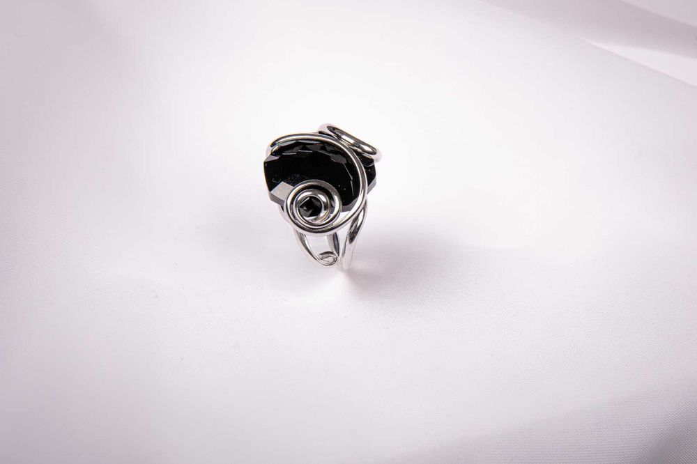 Bijuterii Handmade: Inel cu Cristale Swarovski – Nou