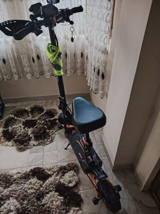 Trotineta electrica: KUKIRIN G2 PRO 2025