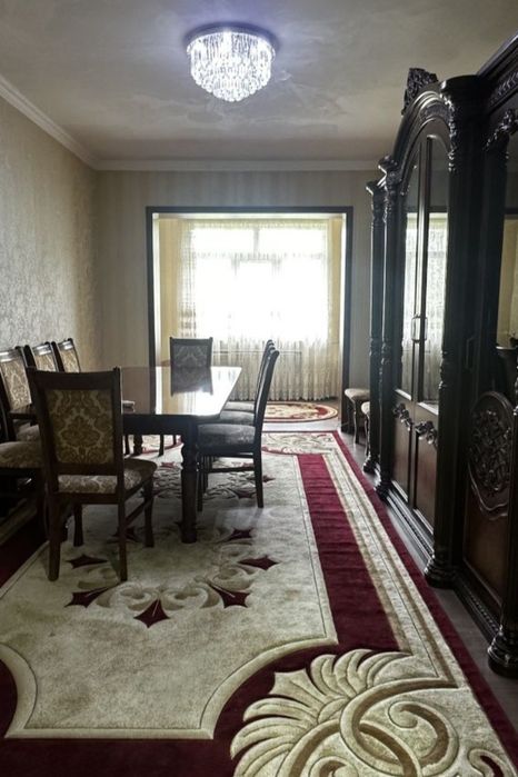 Продается 3/5/5 Корасу4 с мебелью