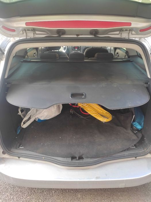 Ford Mondeo 1.8 , 125 кс