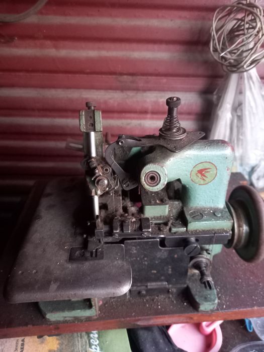 Продаю советский оверлог