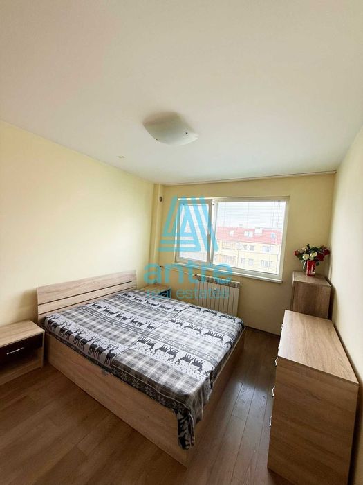 Тристаен апартамент в кв. Младост 2