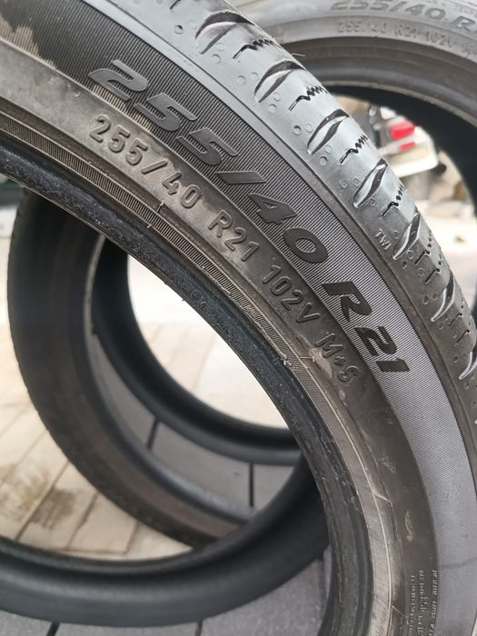 Pirelli scorpion zero 255/40r21