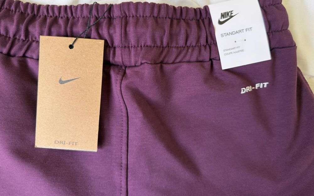 Дамско долнище Nike Dri Fit-burgundy