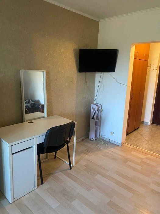 Proprietar inchiriez garsoniera Drumul Taberei