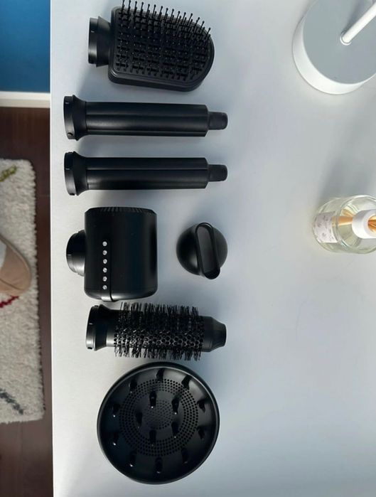 Aparat coafat multifuncțional