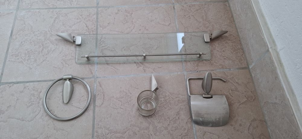 Set accesorii baie