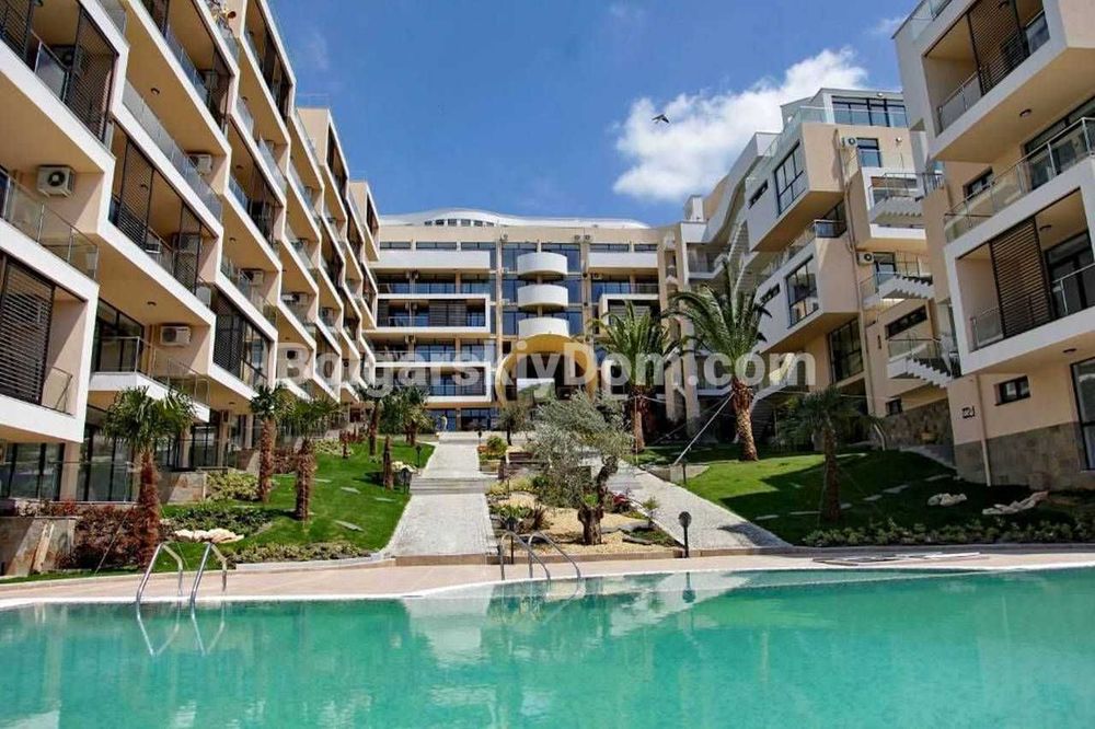 Продава се Двустаен апартамент в Свети Влас - 65 кв.м за 925 €/кв.м - Снимка #10