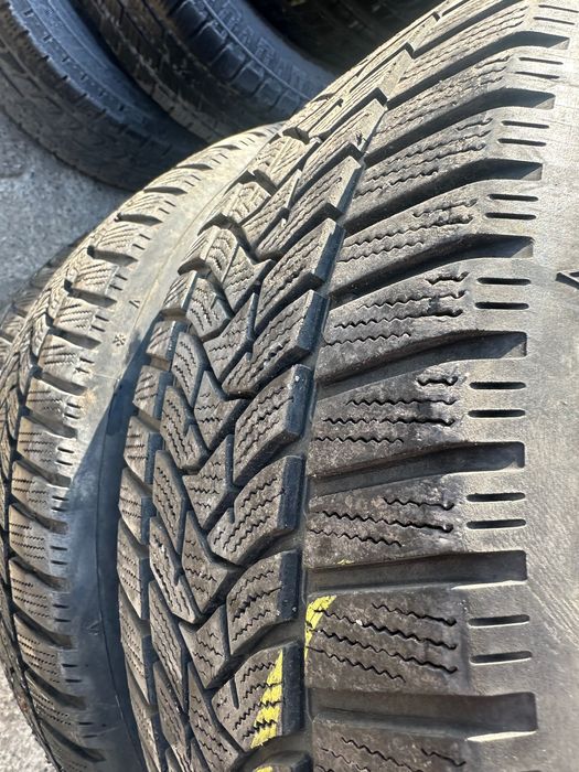 Продавам зимни гуми Дънлоп