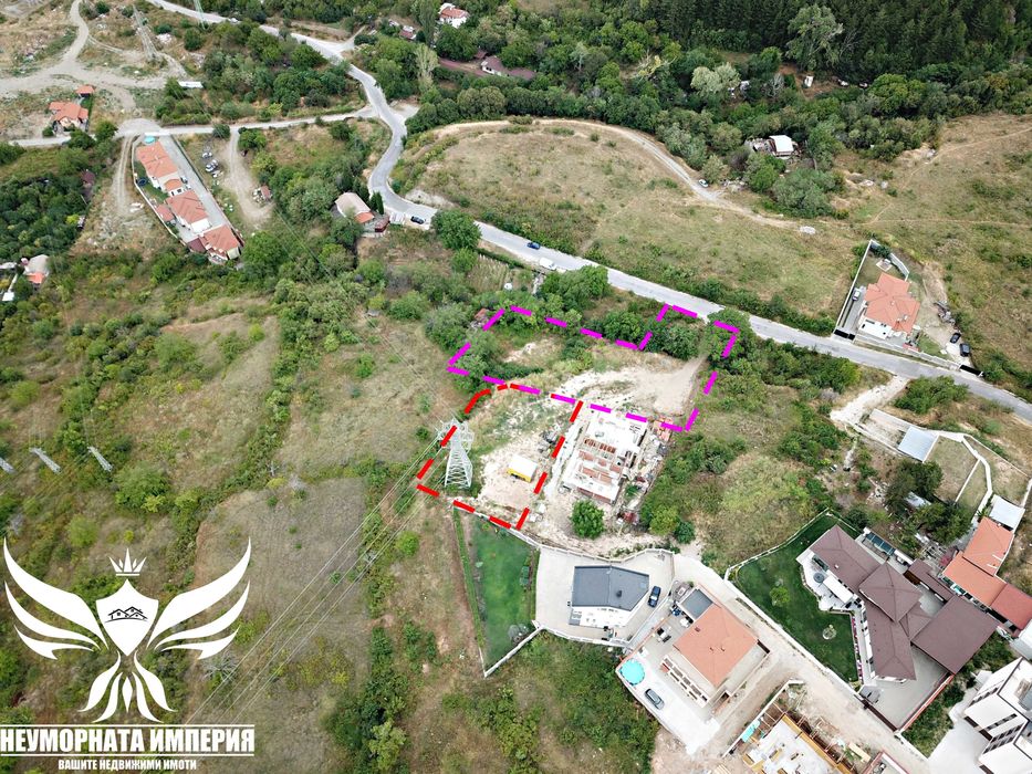 Продавам 2бр. парцели със сменен статут 2700кв.м. в гр.Асеновград