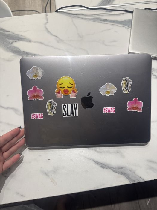MacBook M2 PRO срочнооооо
