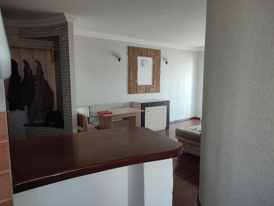 Сдам 2ком район  колхозный рынок