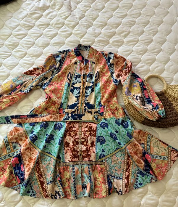 Женская одежда Платье