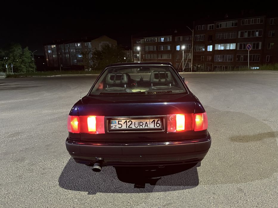 Продам ауди 80 б4