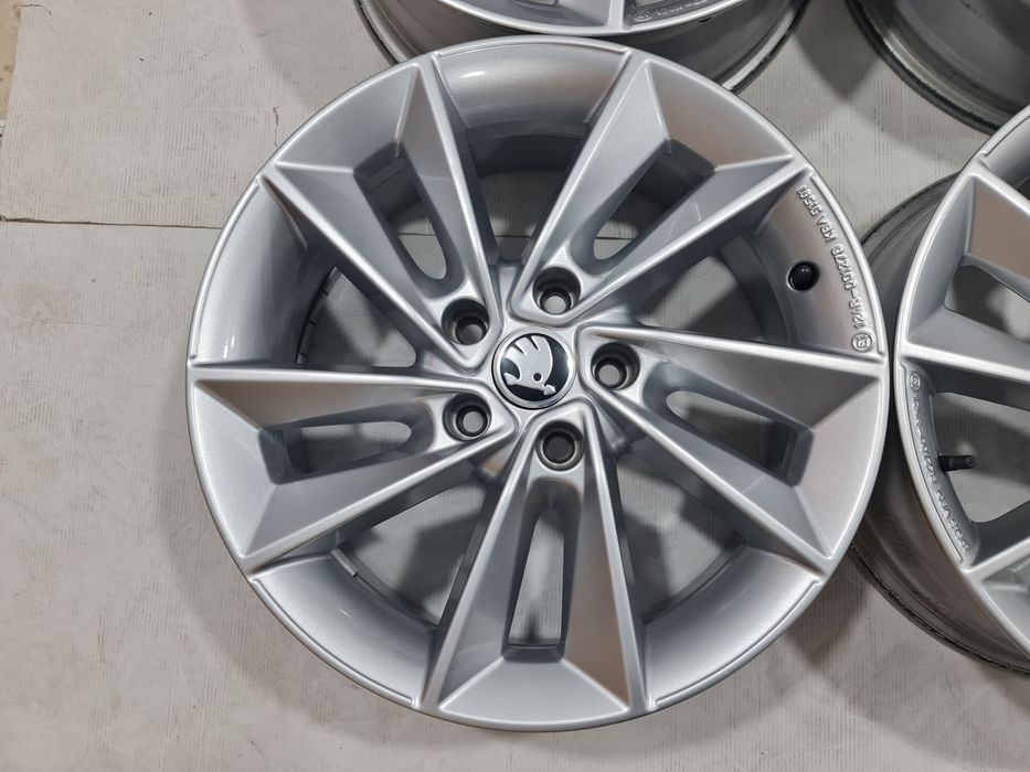 Jante 17 VW Skoda Seat Audi 6.5Jx17 5x112 57.1mm