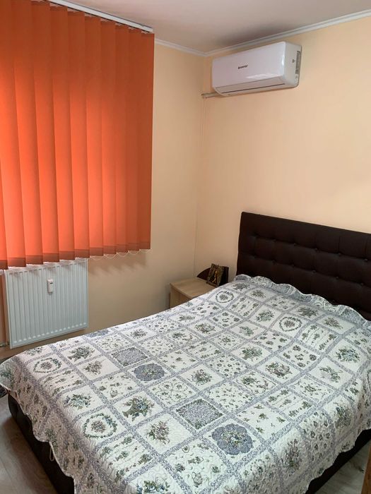 Vanzare apartament 2 camere zona Republicii