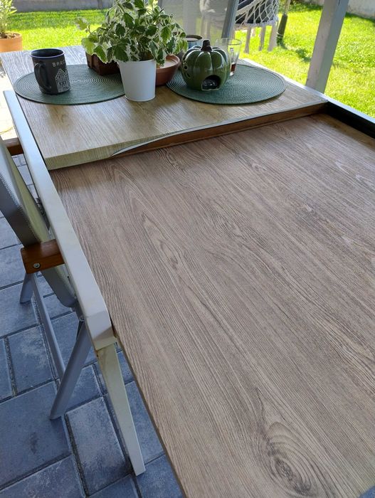Masa pentru terasa sau interior extensibila
