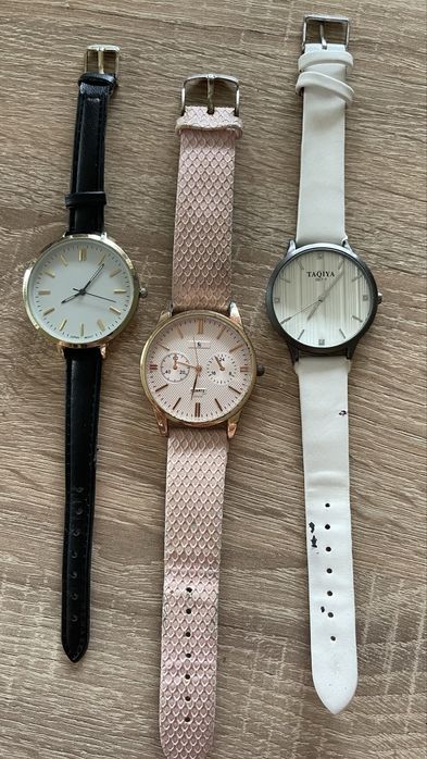 Лот дамски часовници